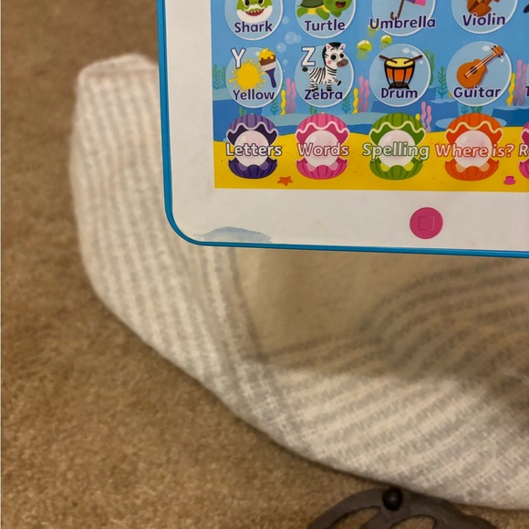 Baby Shark Tablet - Picture 3 of 4
